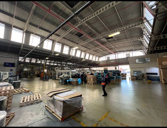 14,500M² FACTORY TO LET IN ROODEKOP